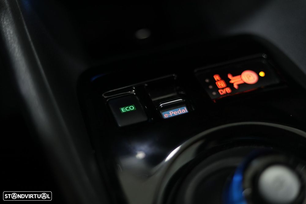 Nissan Leaf N-Connecta - 17
