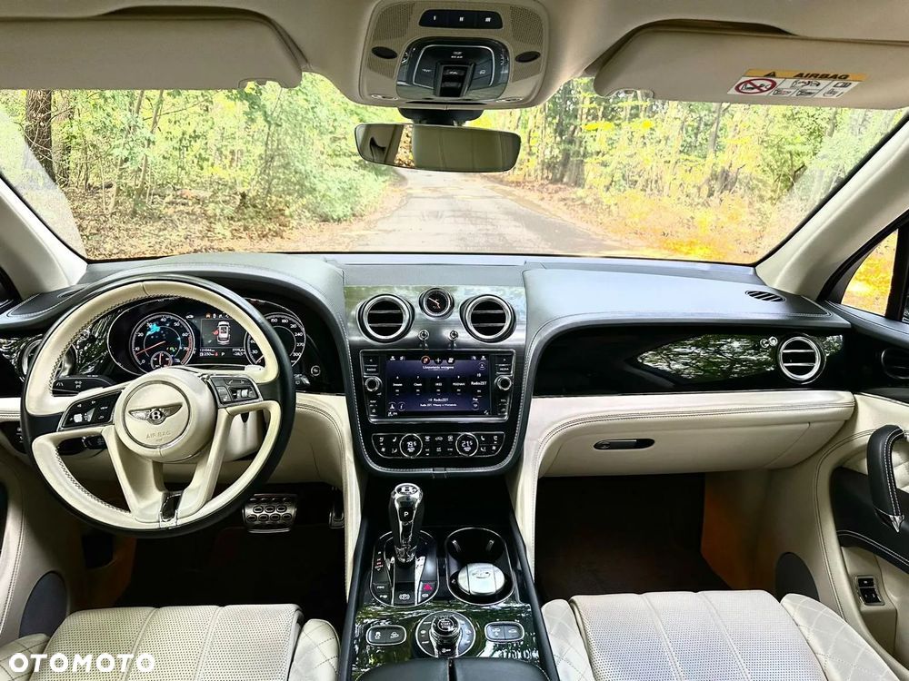Bentley Bentayga W12 - 25