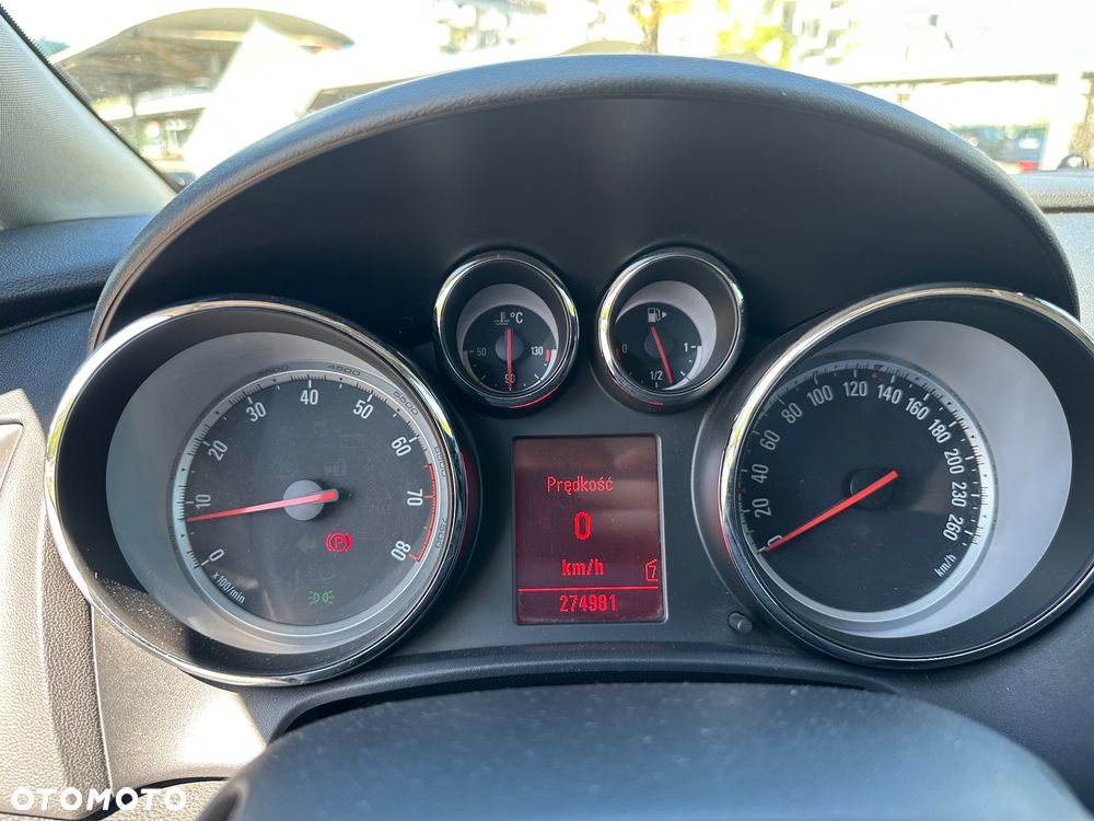 Opel Astra 1.4 T Cosmo - 6