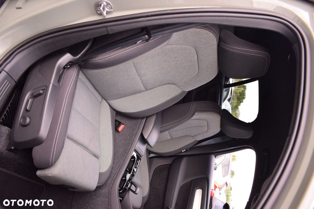 Volvo XC 40 - 19