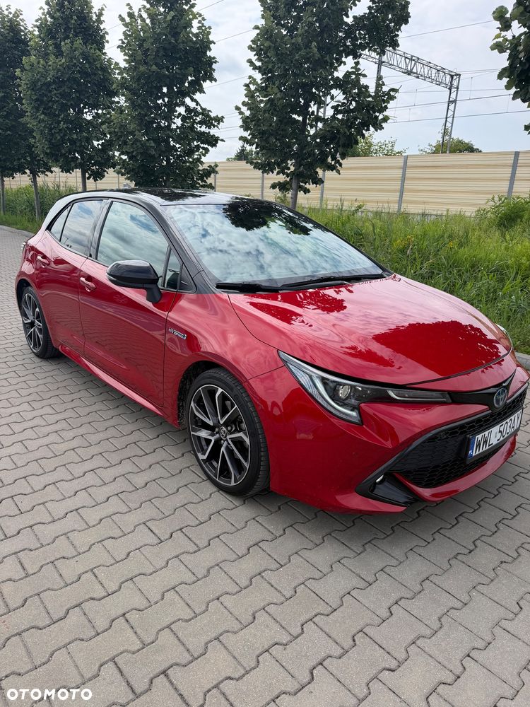 Toyota Corolla 2.0 Hybrid Executive - 11