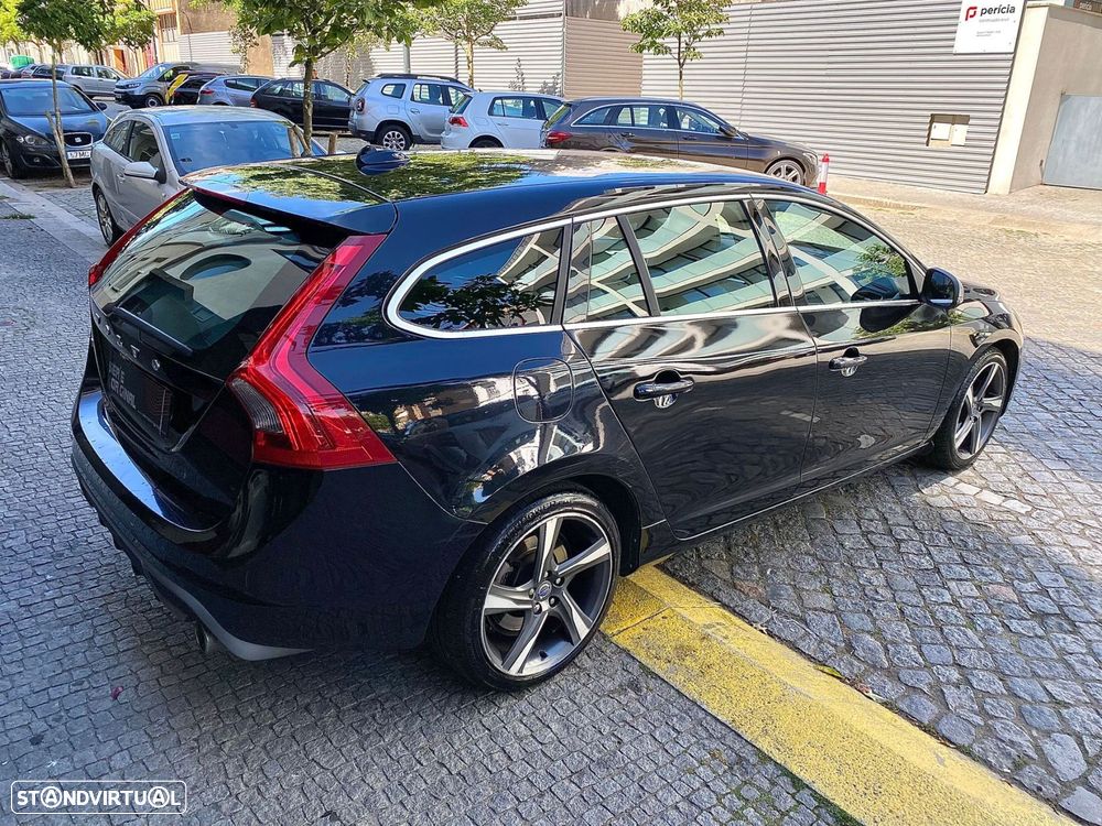 Volvo V60 1.6 D2 R-Design - 6