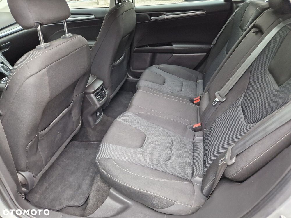 Ford Mondeo 2.0 TDCi Titanium PowerShift - 30