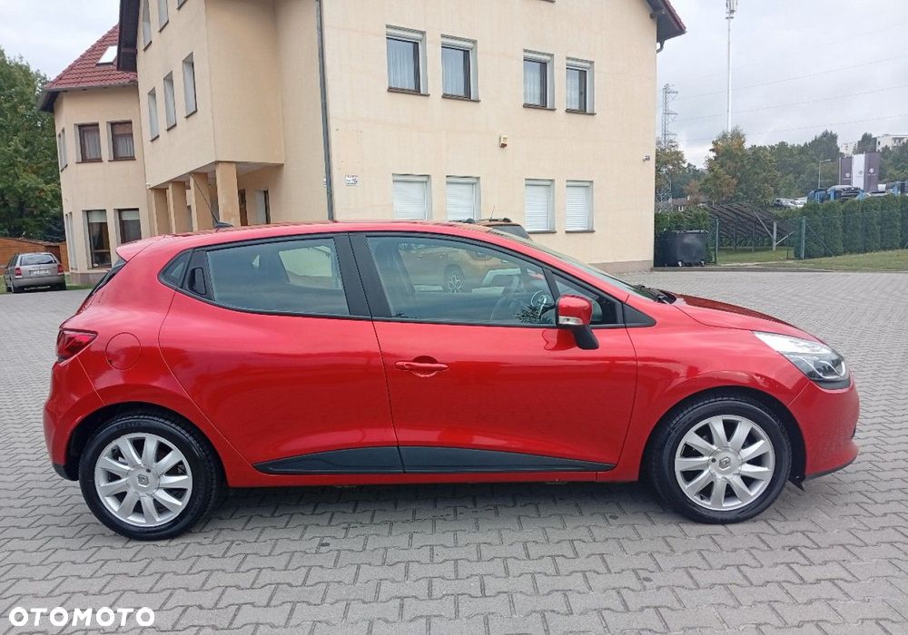 Renault Clio - 7