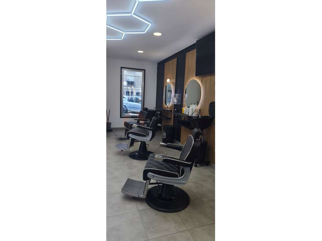 OPORTUNIDADE DE NEGÓCIO - TRESPASSE DE BARBEARIA - Grande imagem: 3/18