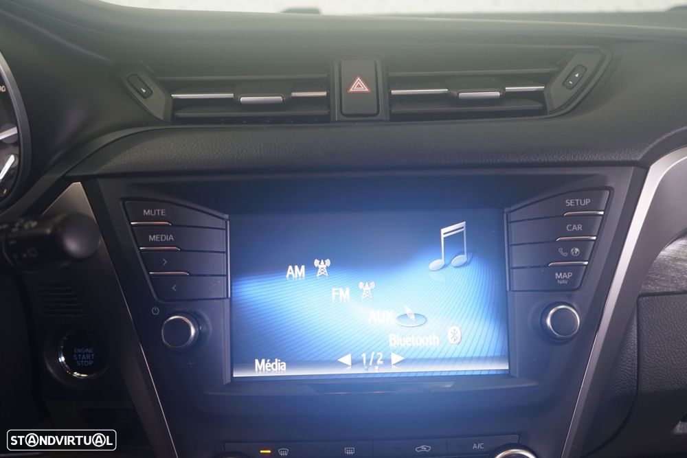 Toyota Avensis Touring Sports 2.0 D-4D Exclusive - 30