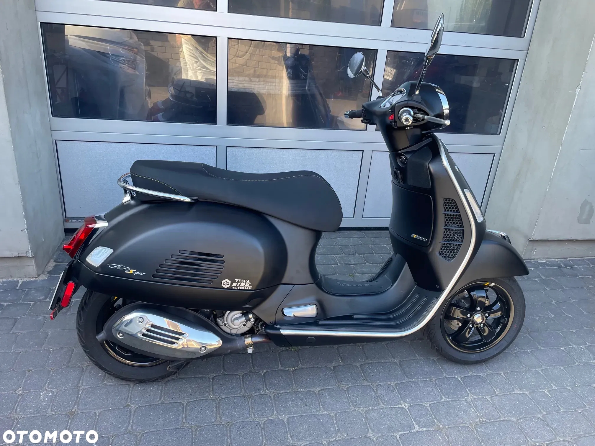 Vespa GTS - 2