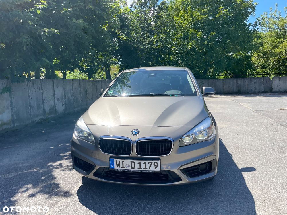 BMW Seria 2 218i - 3