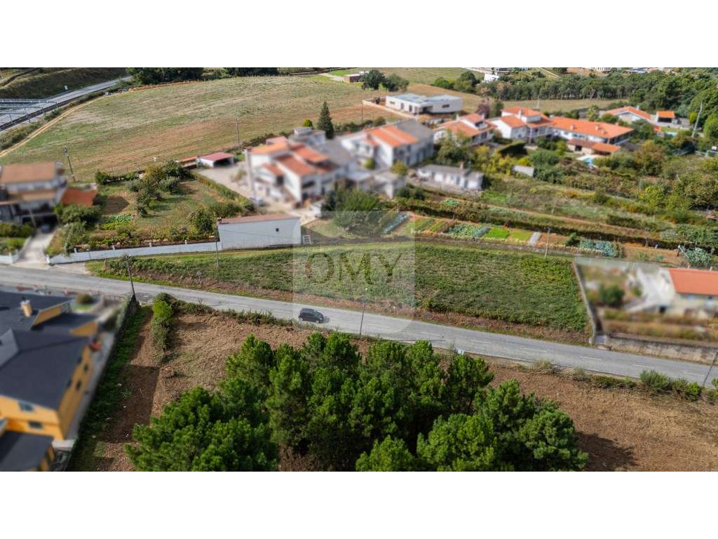 Terreno de 1250m2 em Vila Nova de Cima, Folhadela, Vila Real - Grande imagem: 5/9
