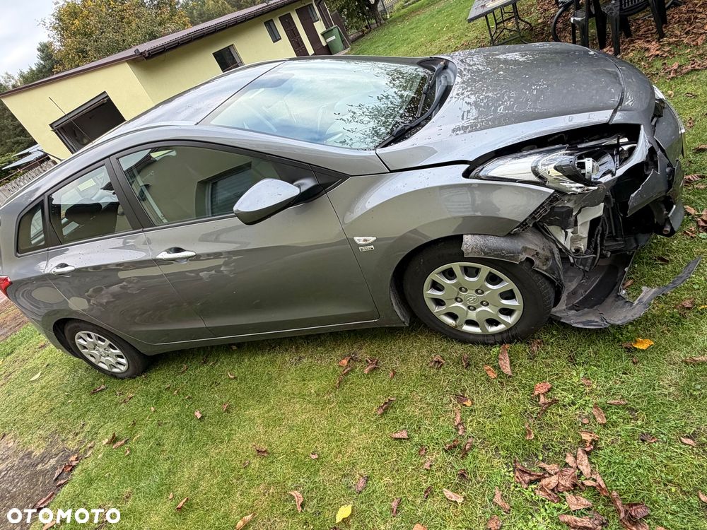 Hyundai i30 - 22