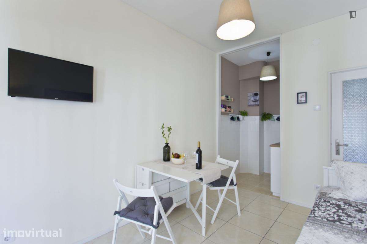 Apartamento com 1 quartos - localizado em Santo Ildefonso Porto - Grande imagem: 4/23