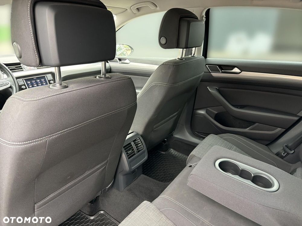 Volkswagen Passat 1.5 TSI EVO Business DSG - 36