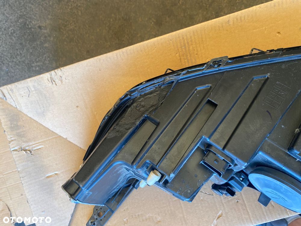 DACIA Sandero III 3 STEPWAY Lift Logan III Jogger LAMPA PRZEDNIA PRAWA REFLEKTOR PRAWY PRZÓD LEDOWA led full led  260107920R biała biały środek   Wwa - 13