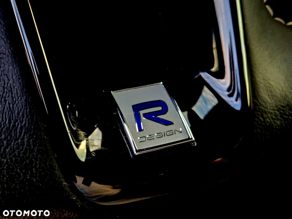 Volvo XC 60 T8 Twin Engine AWD Geartronic RDesign - 32