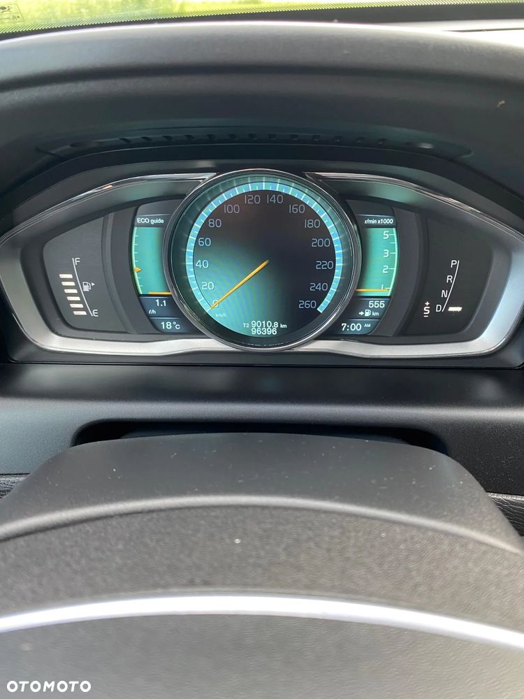 Volvo XC 60 D5 AWD Summum - 10