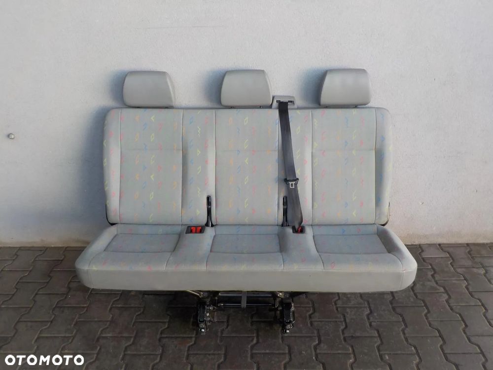VW T5 T6 FOTEL POTRÓJNY KANAPA ŁAWKA TYŁ TYLNA INKA - 1