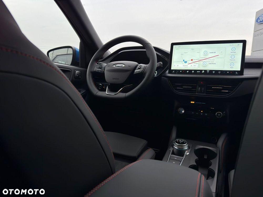 Ford Kuga - 27