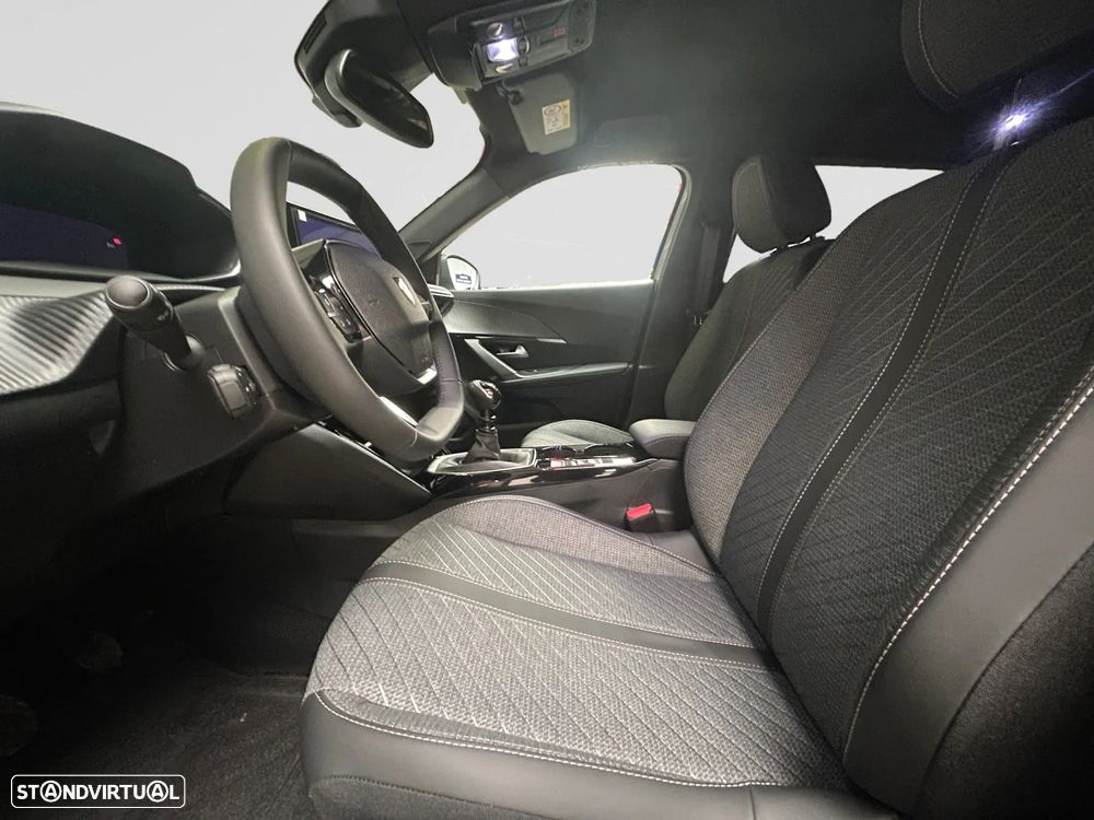 Peugeot 2008 1.2 Allure - 10