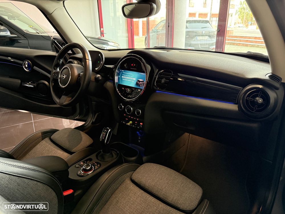 MINI 3 Portas Cooper SE Classic - 26