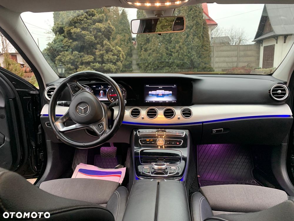 Mercedes-Benz Klasa E 200 d 9G-TRONIC - 11
