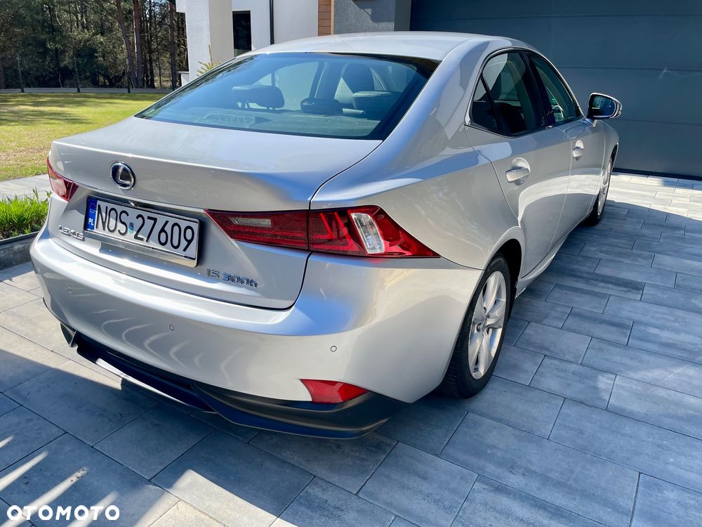 Lexus IS 300h Elegance - 7