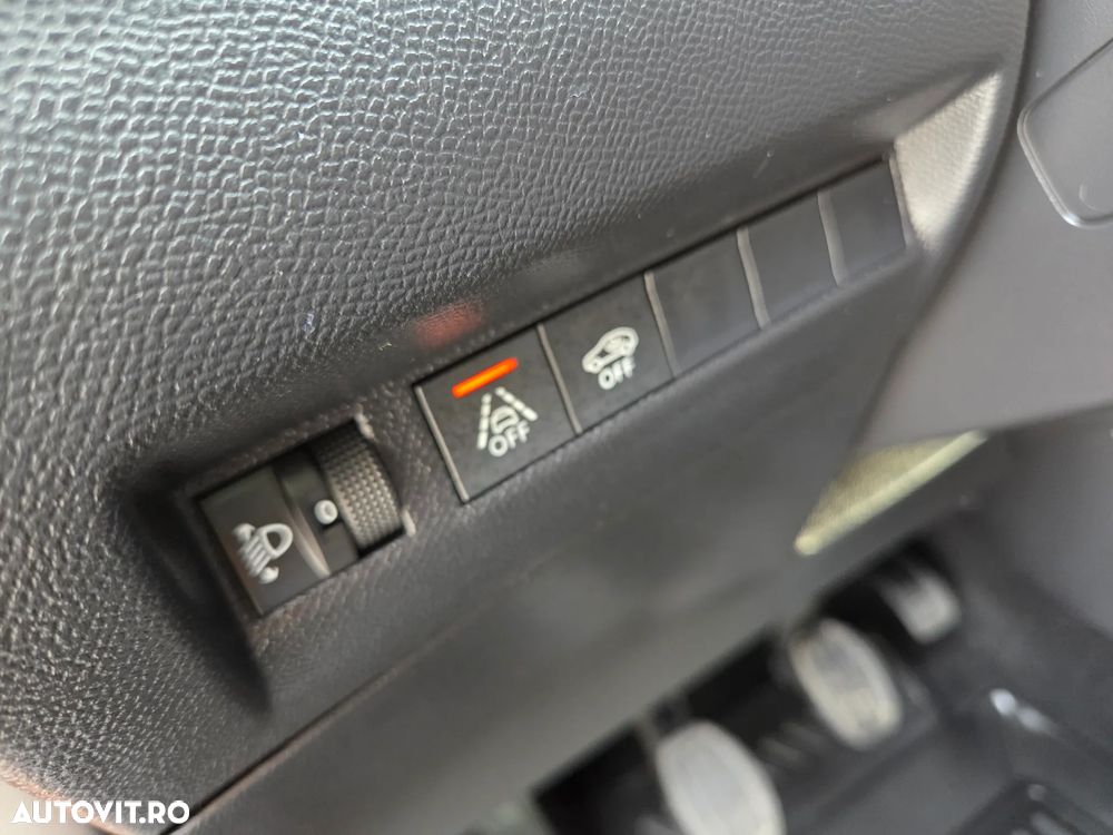 Peugeot 2008 PureTech 130 Allure Pack - 25