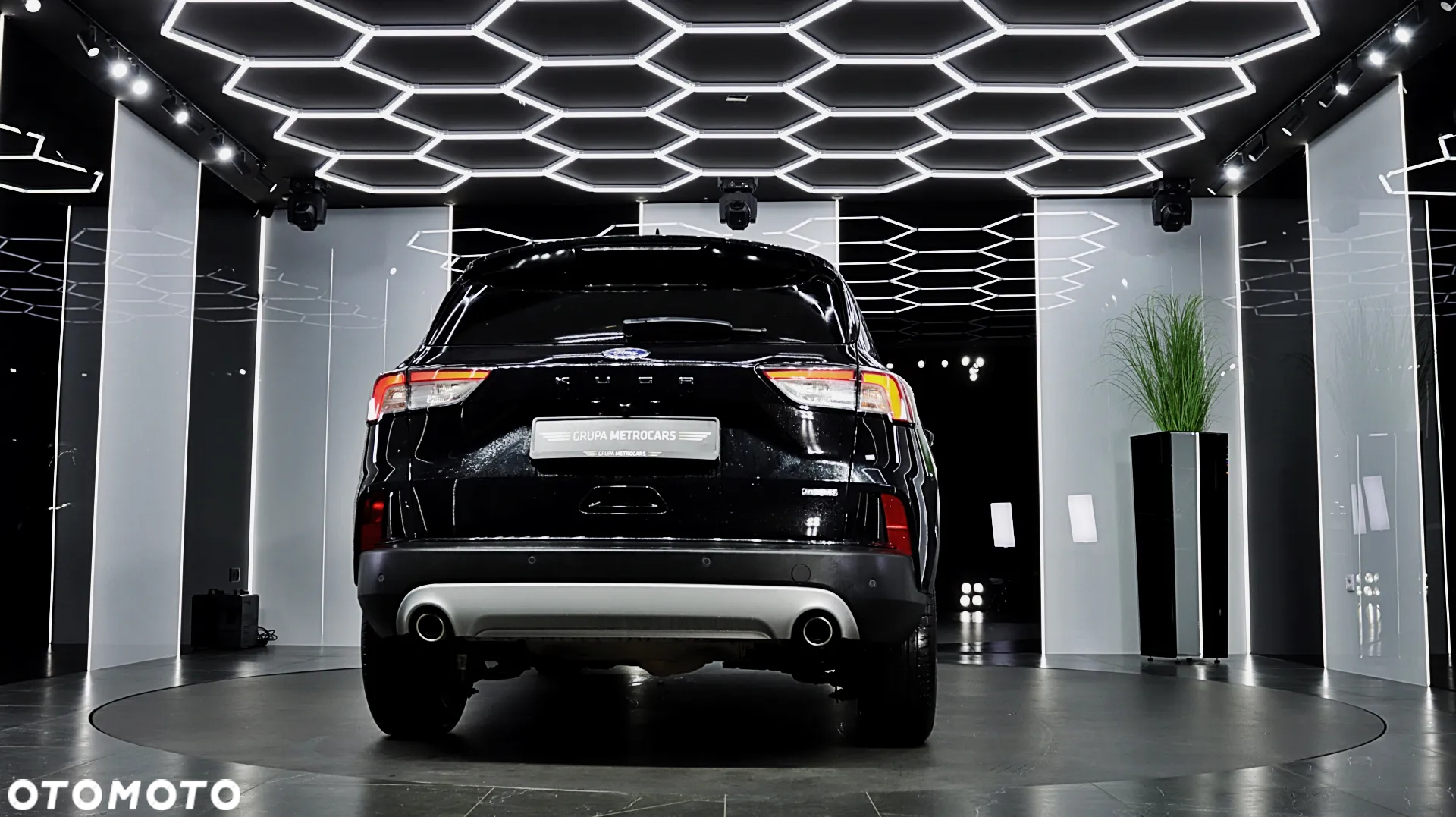Ford Kuga 2.5 FHEV FWD Titanium - 7