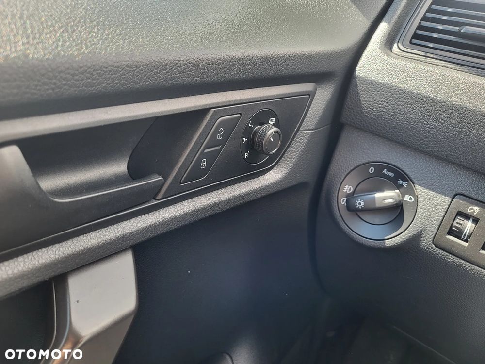 Volkswagen Caddy - 17