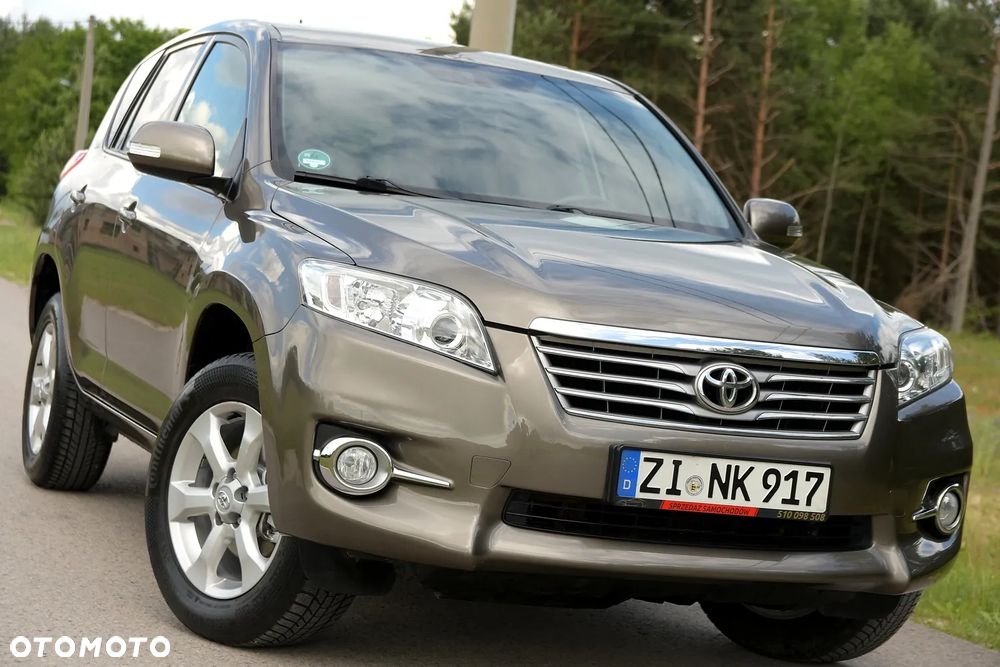 Toyota RAV4 - 2