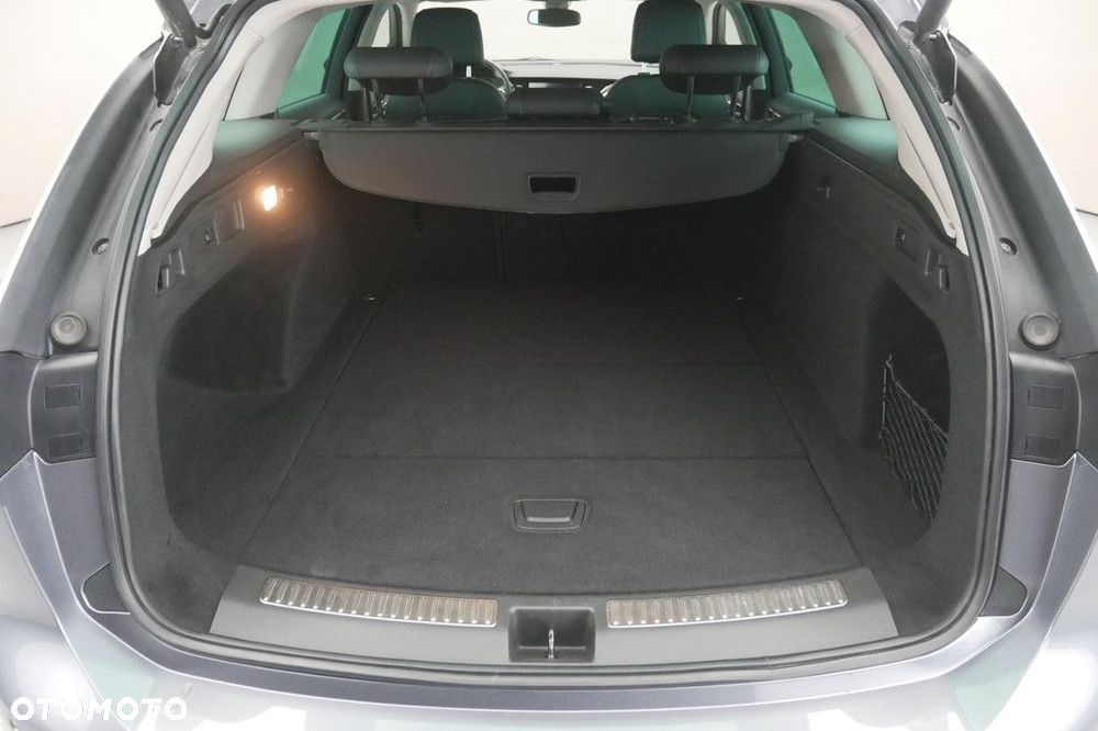 Opel Insignia - 16