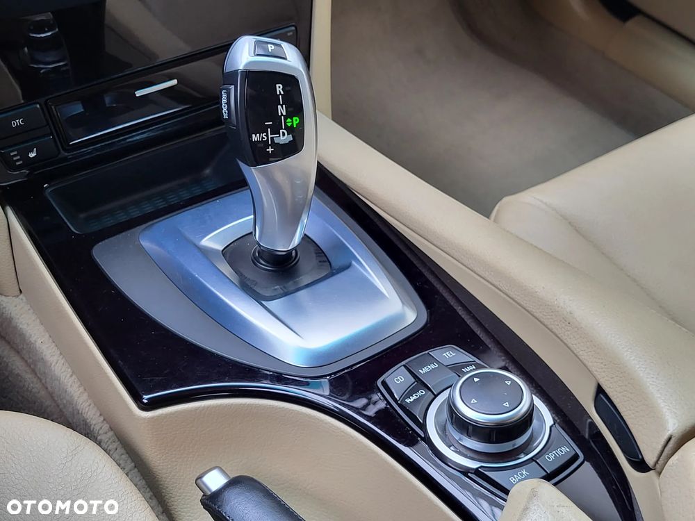 BMW Seria 5 520d - 17
