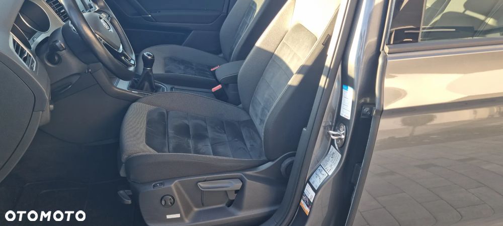 Volkswagen Golf Sportsvan - 11