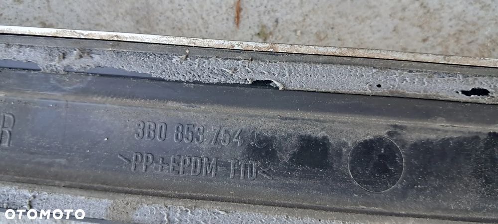 Listwa Chrom Drzwi Prawy Przód Prawa Przednia VW Passat B5 - 10