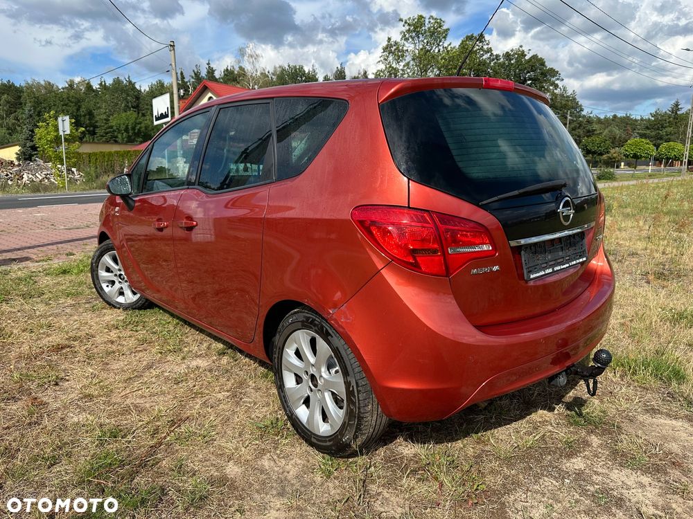 Opel Meriva 1.4 T Cosmo S&S - 4