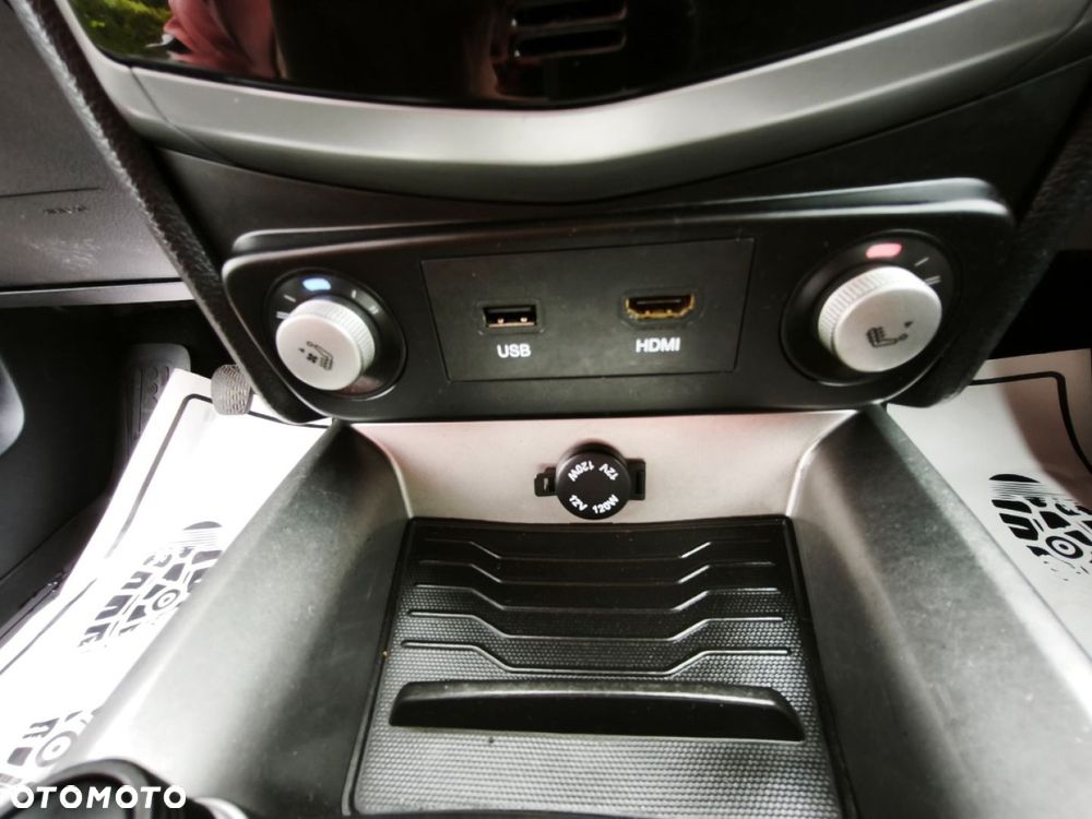 SsangYong/KGM Tivoli - 11