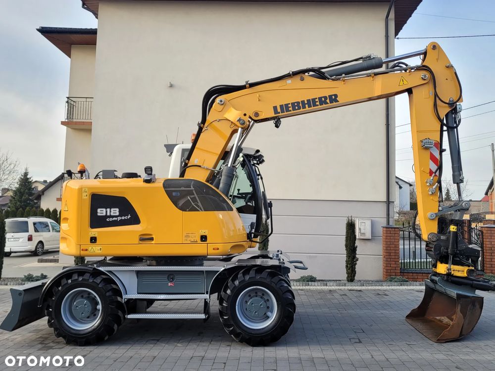Liebherr A918 compact / ROTOTILT ze szczypcami / 7800h / bez AdBlue i DPF / - 3