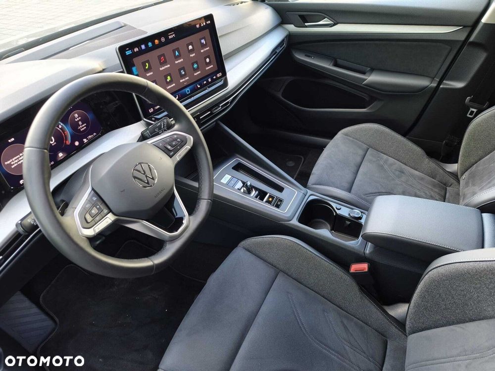 Volkswagen Golf 1.5 TSI EHybrid PHEV 150kW Life Plus DSG - 9