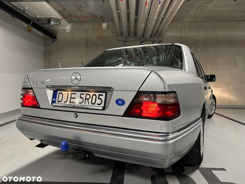 Mercedes-Benz Klasa E - 6