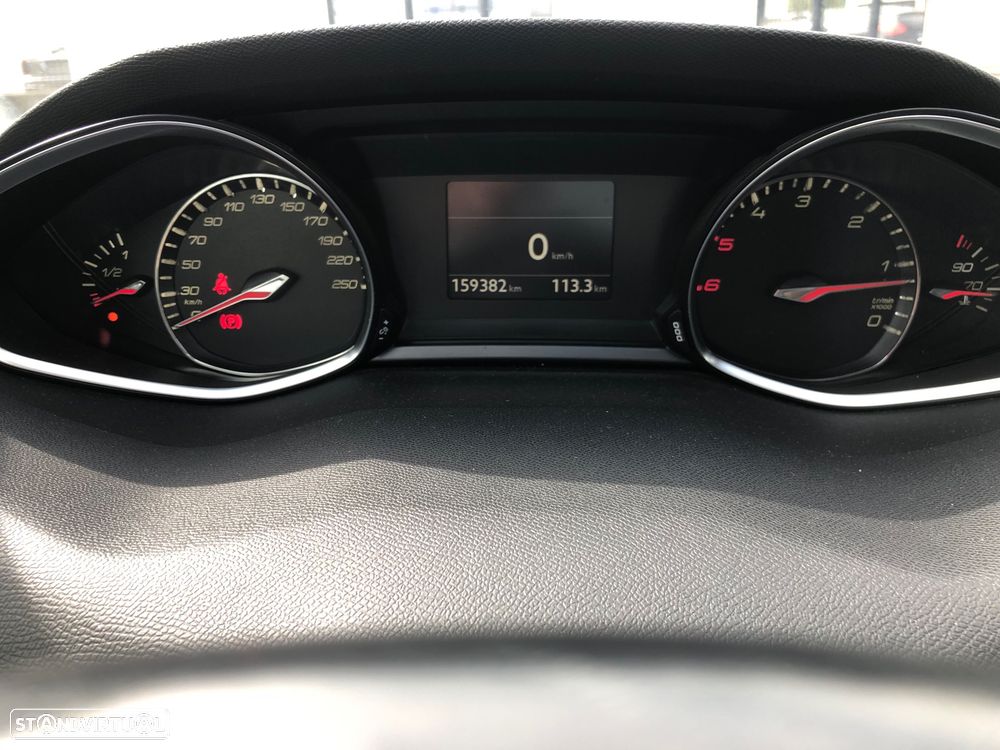 Peugeot 308 SW e-HDi 115 Stop & Start Allure - 11