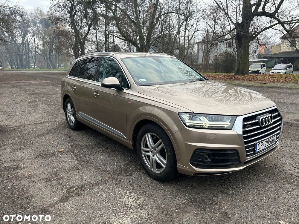 Audi Q7 - 6