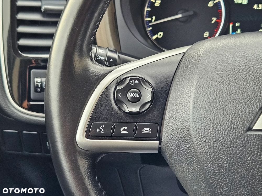 Mitsubishi Outlander 2.0 City Style 2WD - 27