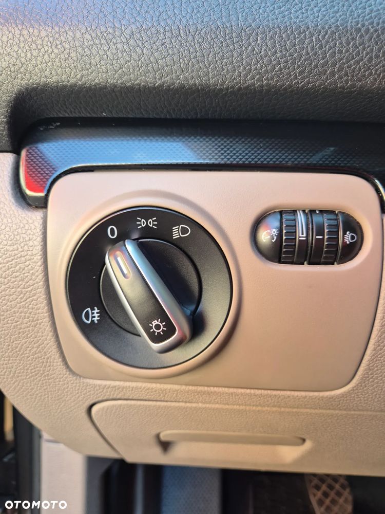 Volkswagen Golf 1.2 TSI BlueMotion Technology Style - 15