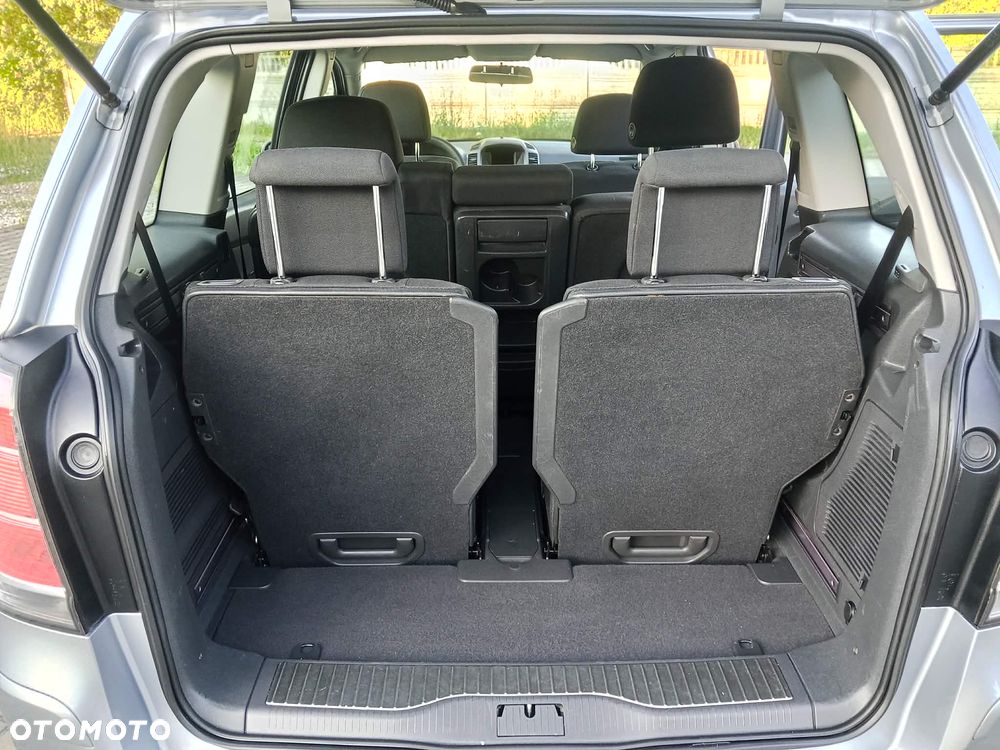 Opel Zafira 1.6 Edition - 36