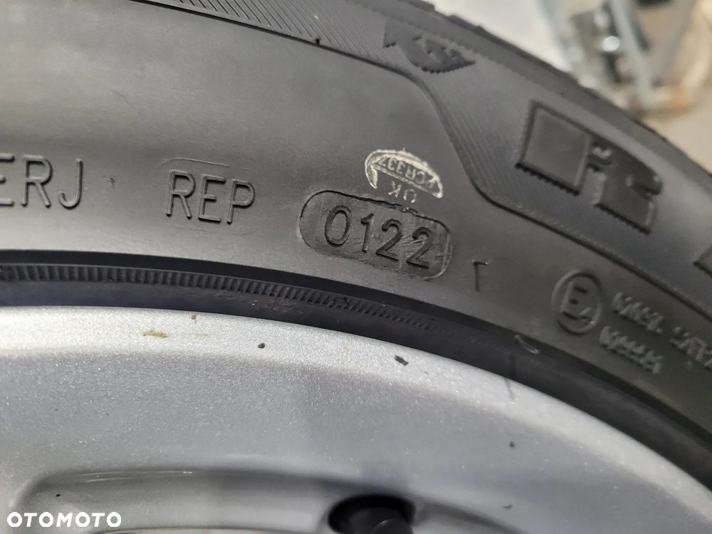 Ford Mondeo MK5 kombi 15r Kola felgi 7,5/17 5x108 - 17