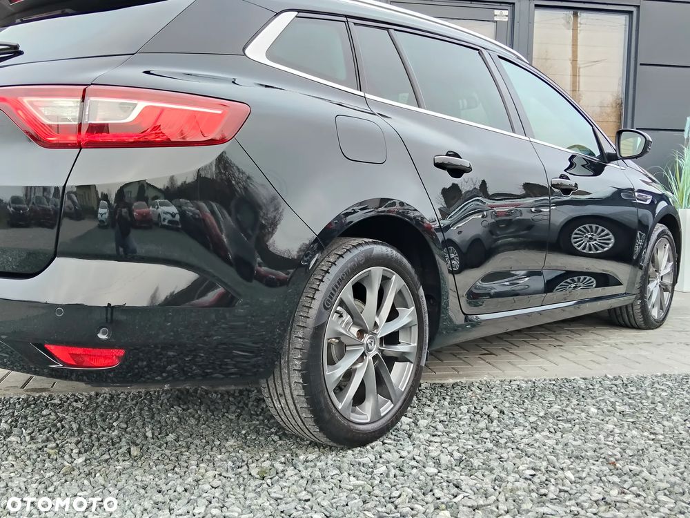 Renault Megane ENERGY TCe 130 BOSE EDITION - 38