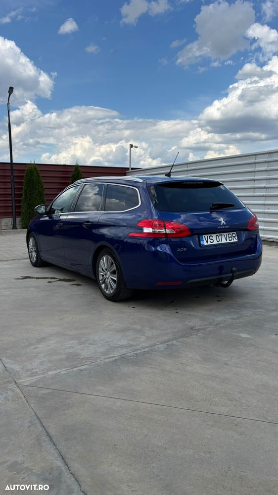 Peugeot 308 PureTech 130 GPF Stop & Start Allure Business-Paket - 11