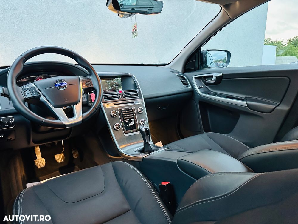 Volvo XC 60 D3 Momentum - 18