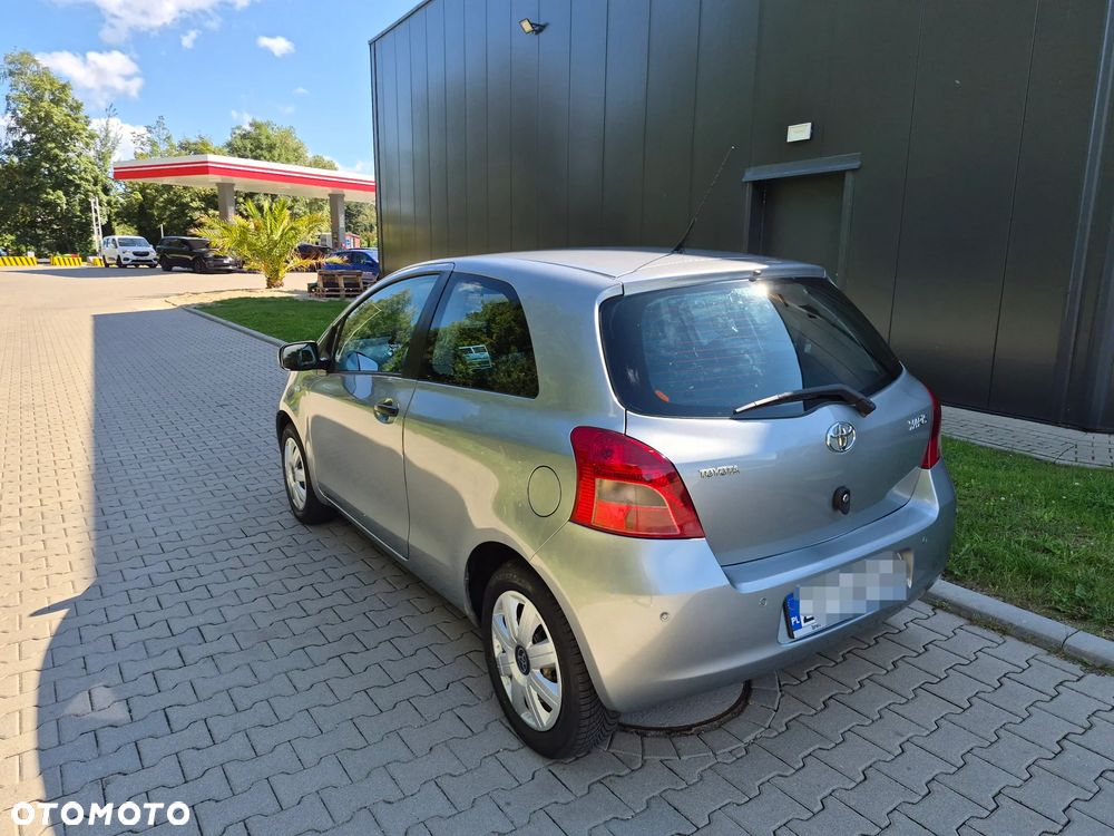 Toyota Yaris 1.0 Luna A/C - 1