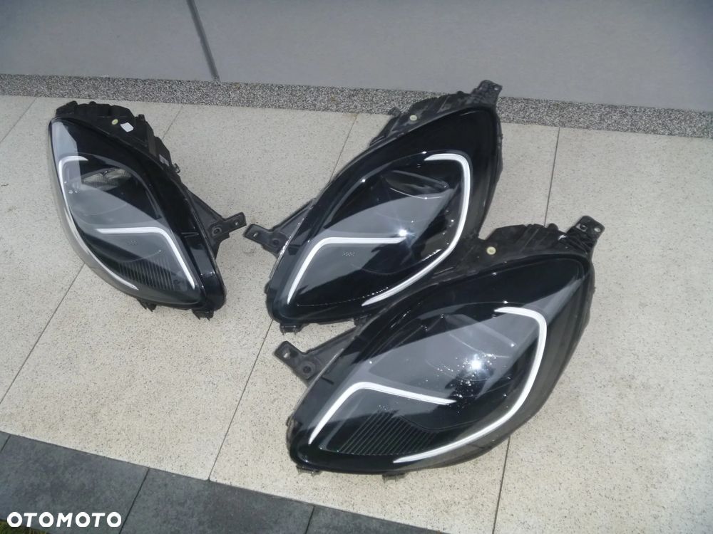 FORD PUMA ZDERZAK TYLNY ORYGINAŁ ŁADNY - 8