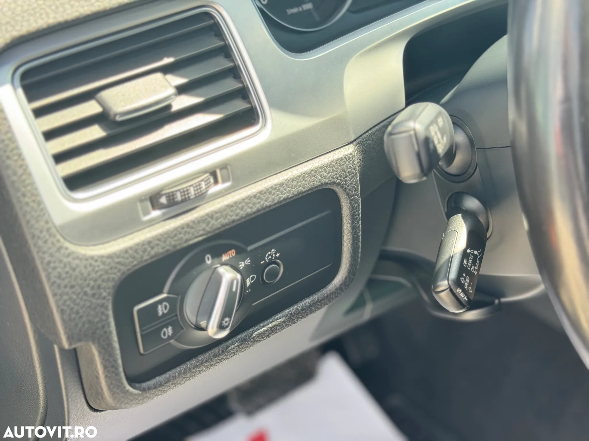 Volkswagen Touareg V6 TDI BMT Supreme Plus - 11